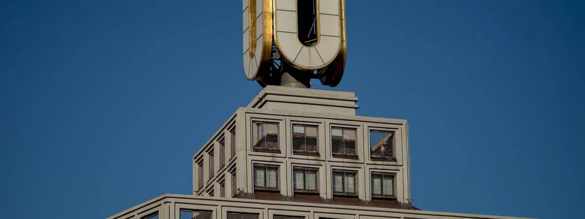 Das Dortmunder U mit dem goldenen U auf dem Dach